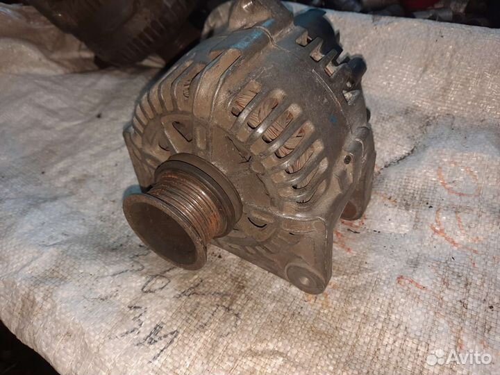 Генератор Renault