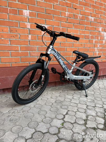 Велосипед 20 диаметр серый новый
