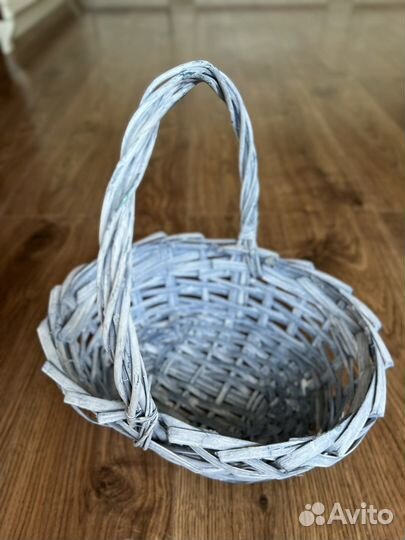 Корзина плетеная