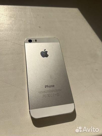 iPhone 5S, 16 ГБ