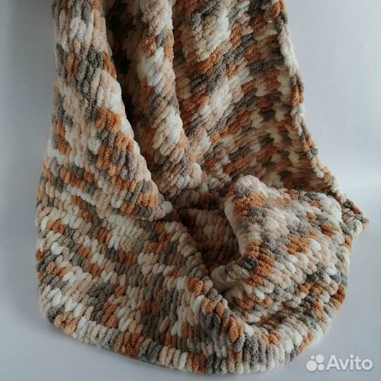 Плед детский вязаный ручной работы