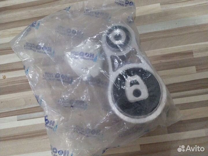 Опора двигателя форд Мондео 4