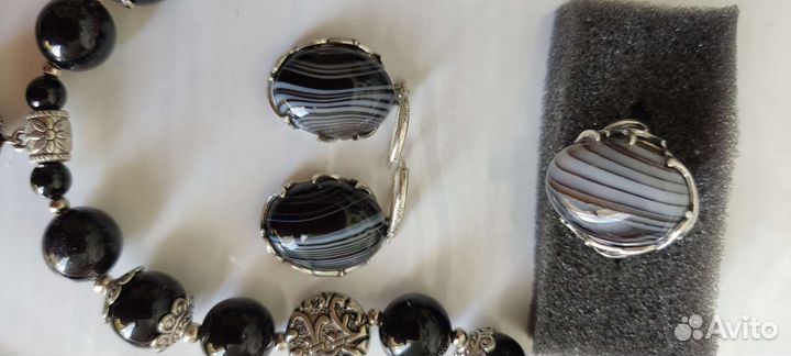 Колье ожерелье из натуральных камней агат