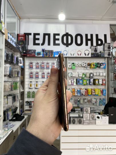 iPhone Xs, 64 ГБ