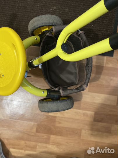 Велосипед детский трехколесный с ручкой