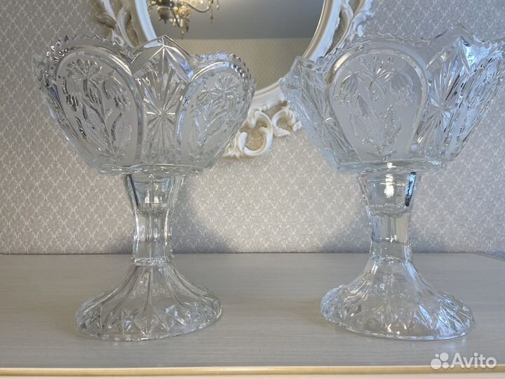 Ваза на ножке разборная 