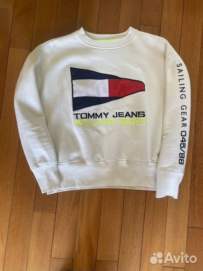 Свитшот tommy hilfiger (оригинал)