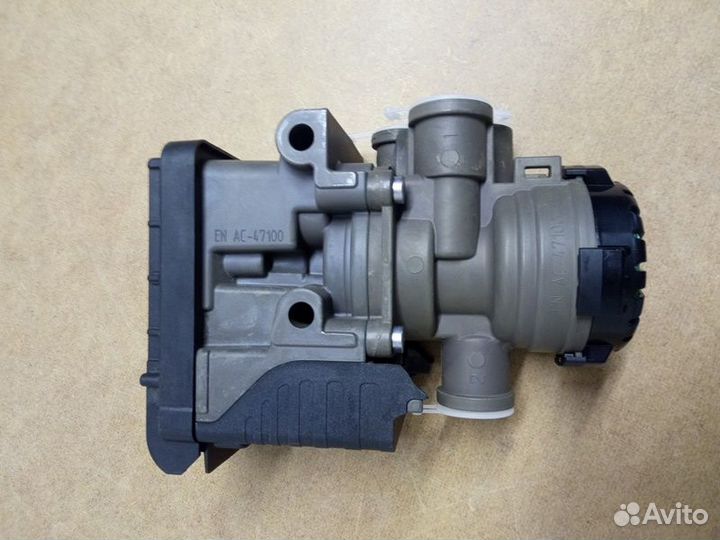 Модулятор EBS передний Iveco RVI Volvo
