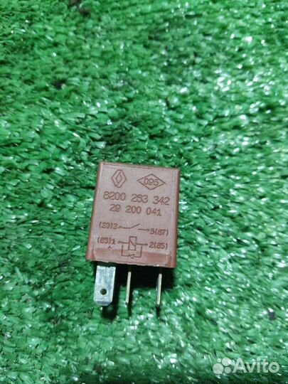 Реле Renault Logan