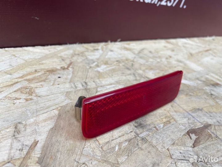 Катафот бампера задний правый Renault Duster