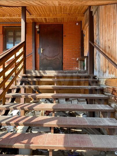 Дом 365 м² на участке 12 сот.