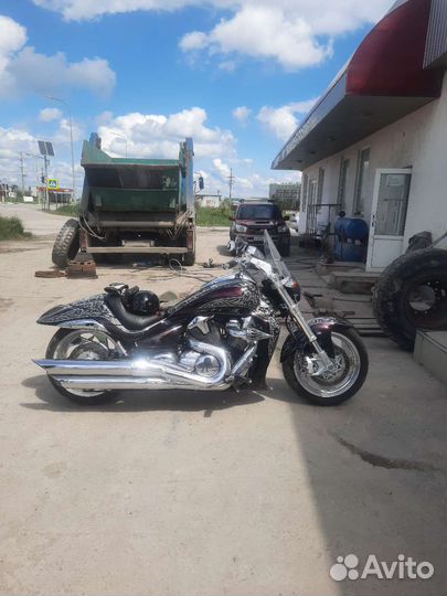 Suzuki Boulevard m109r