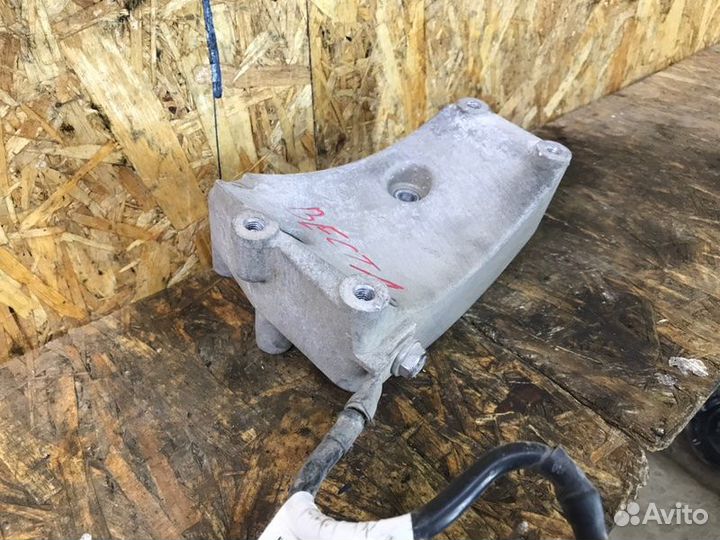 Кронштейн генератора LADA Vesta седан 1.6 2018