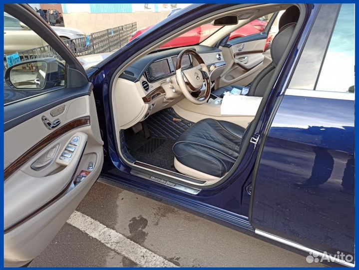 Автомобильные коврики из экокожи 3d