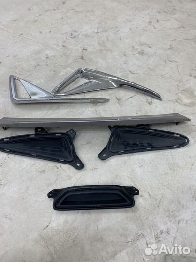 Юбка бампера передняя Toyota C-Hr 2016-2018