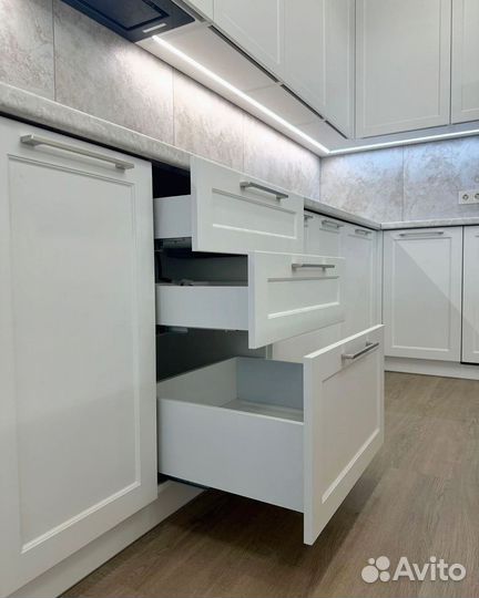 Угловая кухня в рассрочку