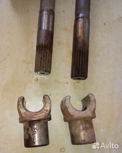 Вилка урал -375 полуоси наружной