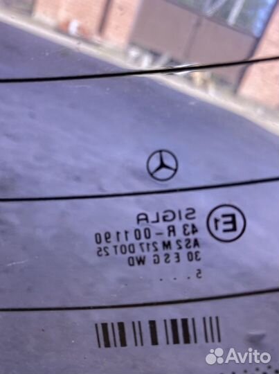 Заднее стекло Mercedes W210
