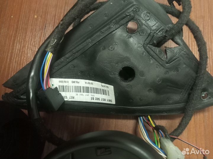 Зеркало правое tiguan 5N1857508S9B9 по запчастям