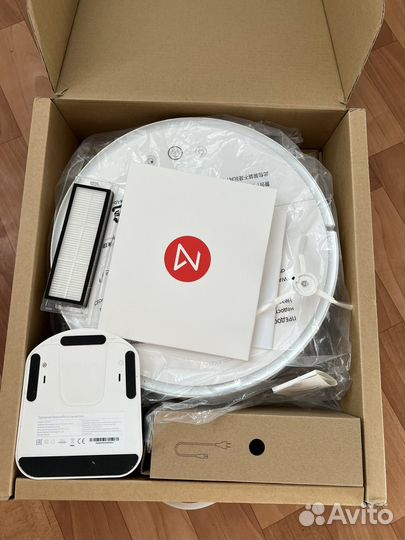 Робот-пылесос Roborock Vacuum Cleaner S502-02