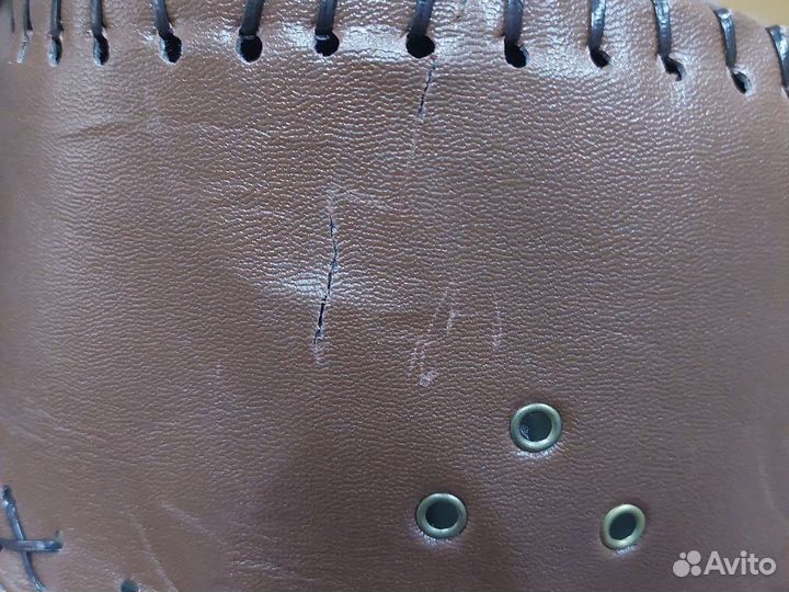 Шляпы ковбоя и волшебника