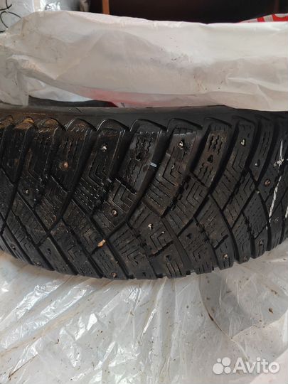 Goodyear Ultragrip Ice Arctic 215/65 R16 98