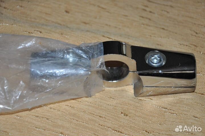 Мебельная фурнитура для труб хром