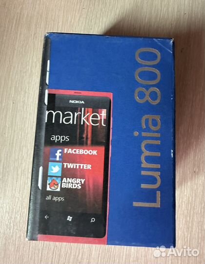 Nokia Lumia 800, 16 ГБ