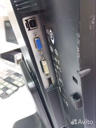 Монитор HP LA2306X