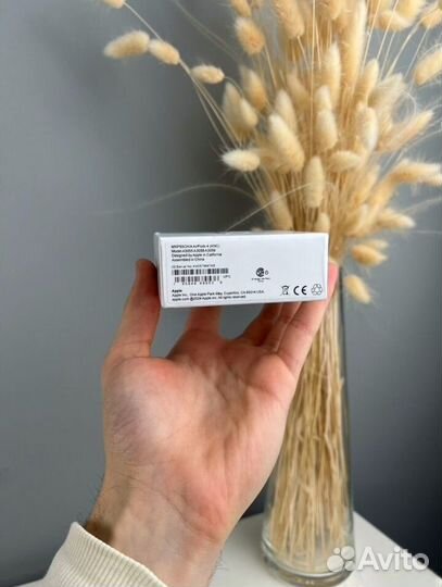 Новые AirPods 4 (2025) с шумоподавлением