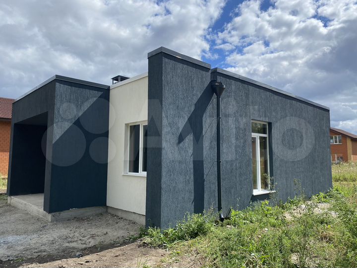 Коттедж 108 м² на участке 7,5 сот.