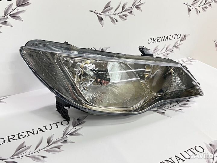 Фара правая галоген Honda Civic 8 4D рест 2009-12