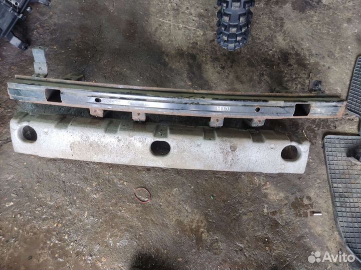 Усилитель бампера заднего Hyundai Tucson 1 JM