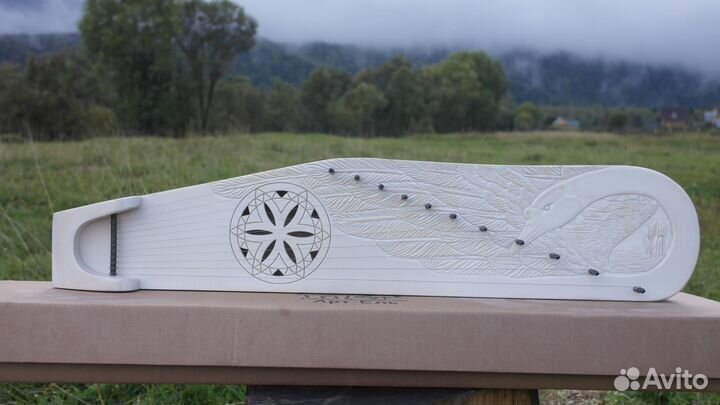 Гусли авторские резные 