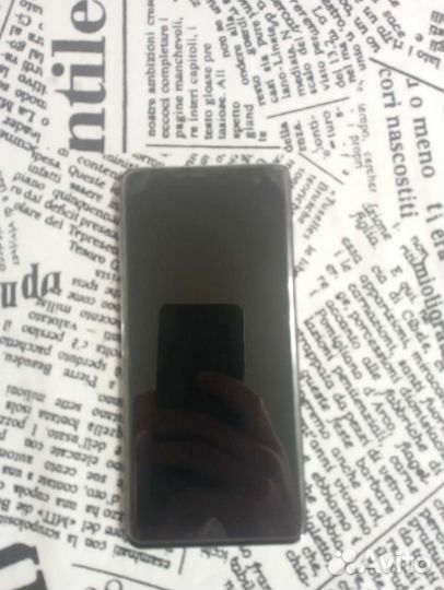 Samsung Galaxy S10, 6/128 ГБ