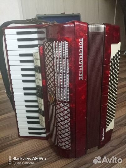 Продаю аккордеон