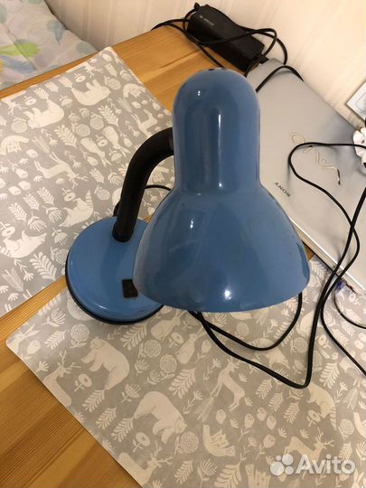 Лампа настольная