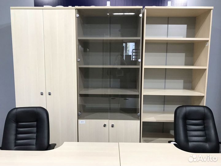 Кабинет офисной мебели Vasanta