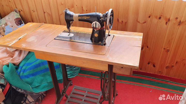 Швейная машинка ножная Подольск
