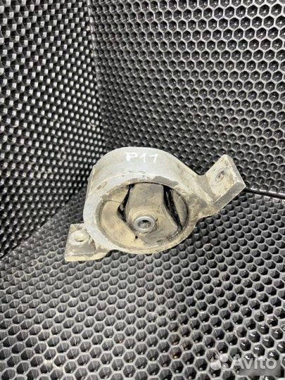 Подушка двигателя Nissan Primera P11