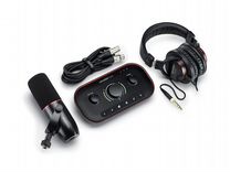 Focusrite Vocaster One Studio Podcast Set