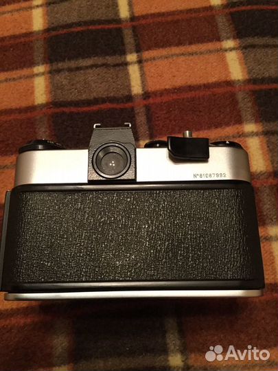 Фотоаппарат «Зенит Е М»с объективом Гелиос 44 М