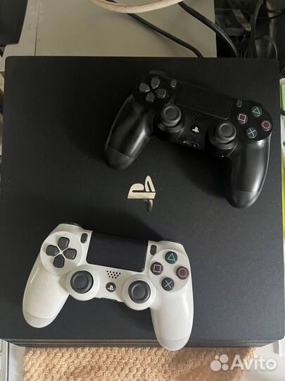 Sony playstation 4 PS4 pro 1tb новая