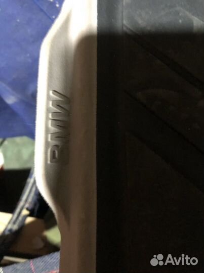 Резиновый коврик для bmw