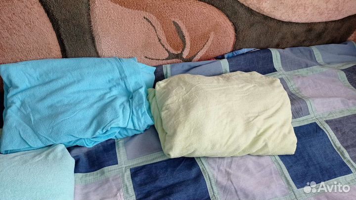 Простыни махровые на резинке