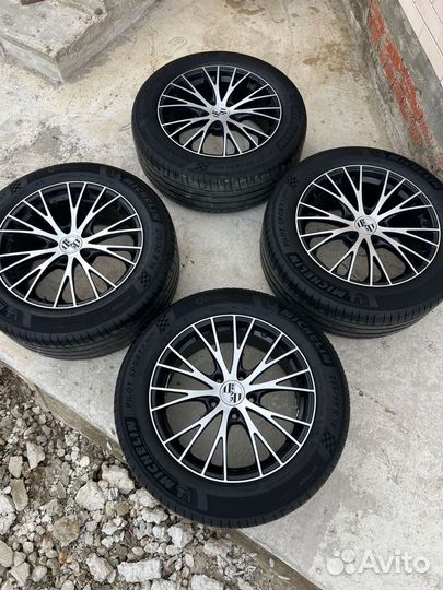 Комплект летних колес R19
