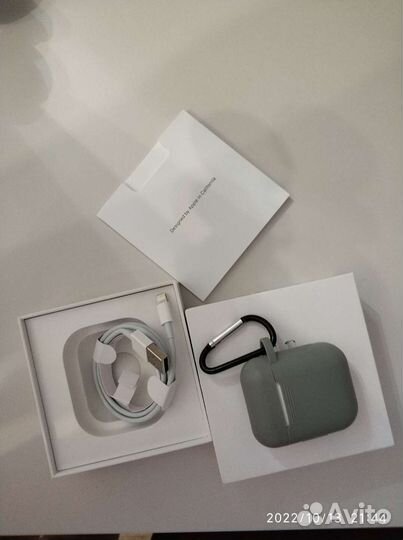 Беспроводные наушники apple airpods оригинал