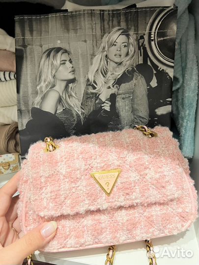 Сумка Guess