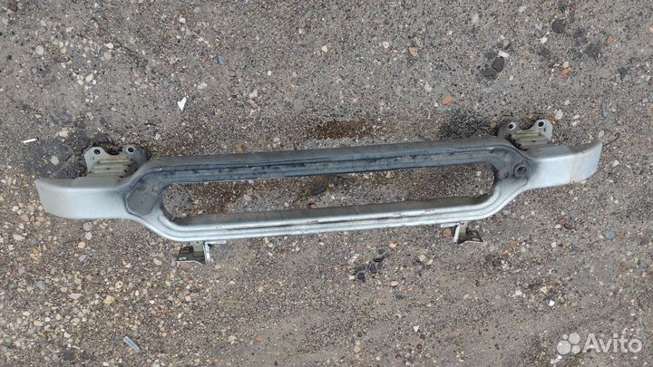 Усилитель переднего бампера пежо 407