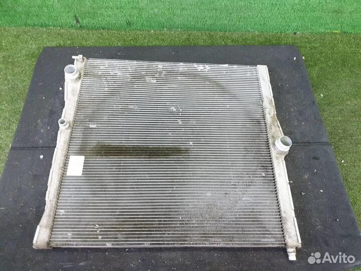 Радиатор охлаждения BMW X5 E70 (2006-2013)